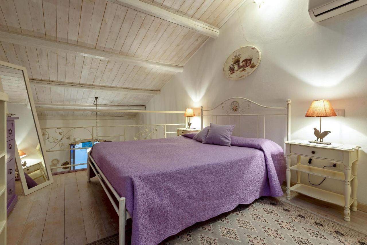 Amethyst Attic In Old Town By Sea Daire Alghero Dış mekan fotoğraf